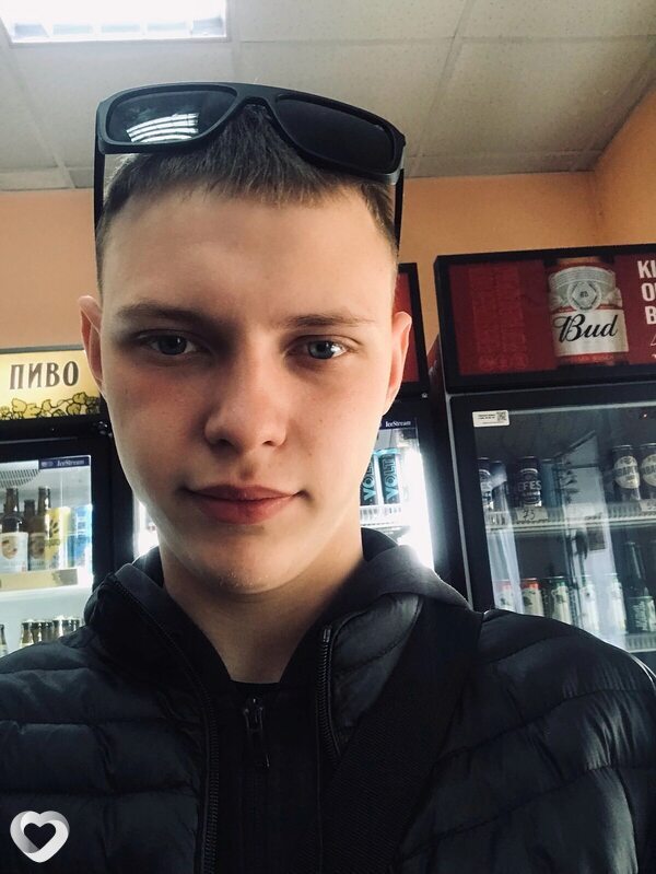 Александр, 20, Ленинске-Кузнецком — анкета №2482645