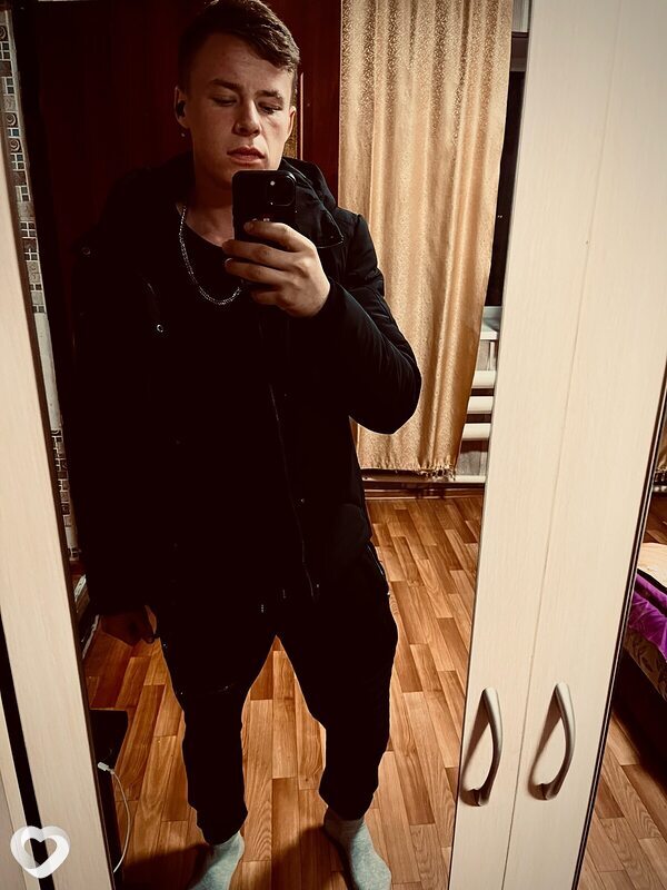 Виктор, 23, Алматы — анкета №2482784