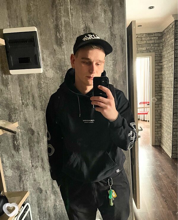 Павел, 26, Москве — анкета №2482921