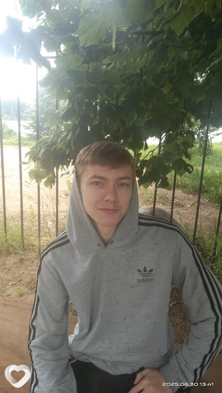 Данил, 20, Санкт-Петербурге — анкета №2483145