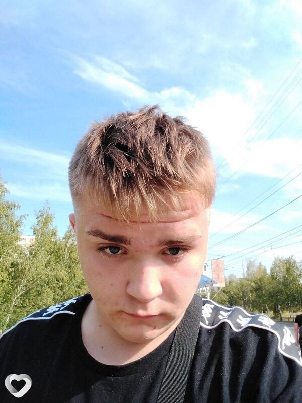 Олег, 23, Москве — анкета №2483146