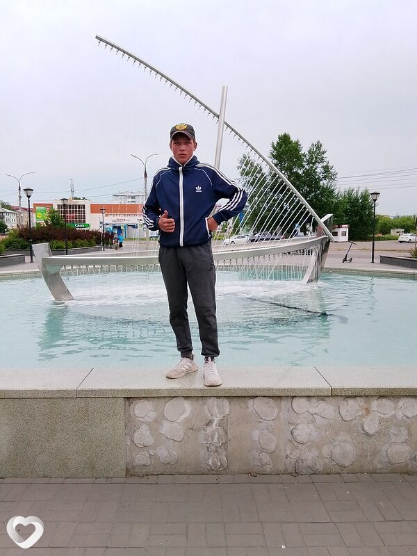 Стëпка, 22, Шелехове — анкета №2483394