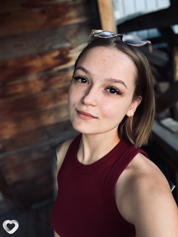 Мелания, 21, Челябинске — анкета №2483490