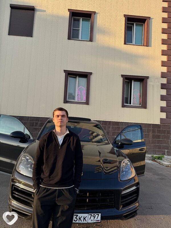 Родион, 23, Москве — анкета №2483758
