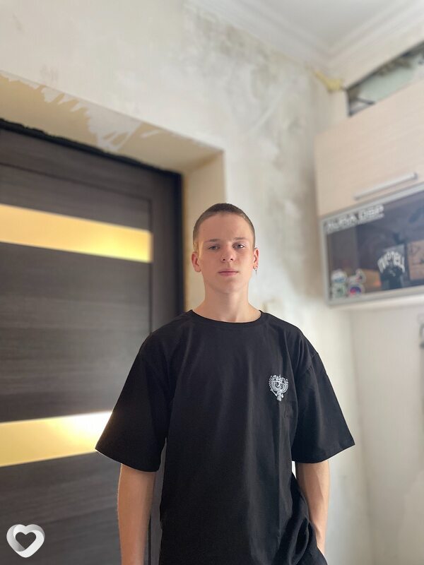Сергей, 20, Москве — анкета №2484230
