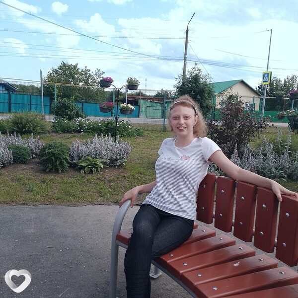 Юлия, 20, Брянске — анкета №2483980