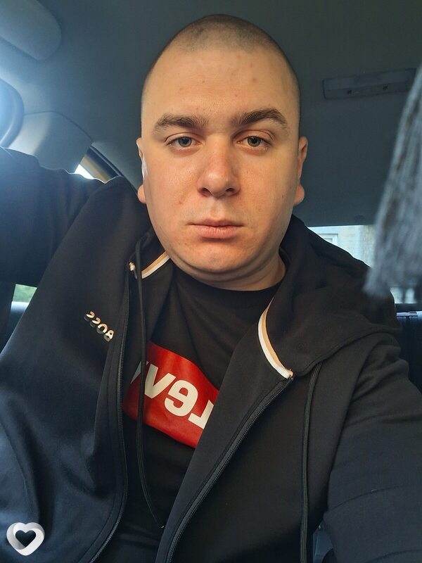 Виталий, 29, Красном Луче — анкета №2484904