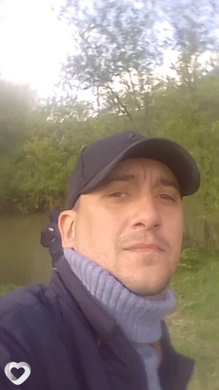 Динис, 37, Снежном — анкета №2485250