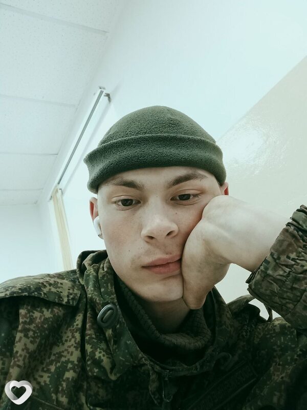Кирилл, 20, Канаше — анкета №2485527