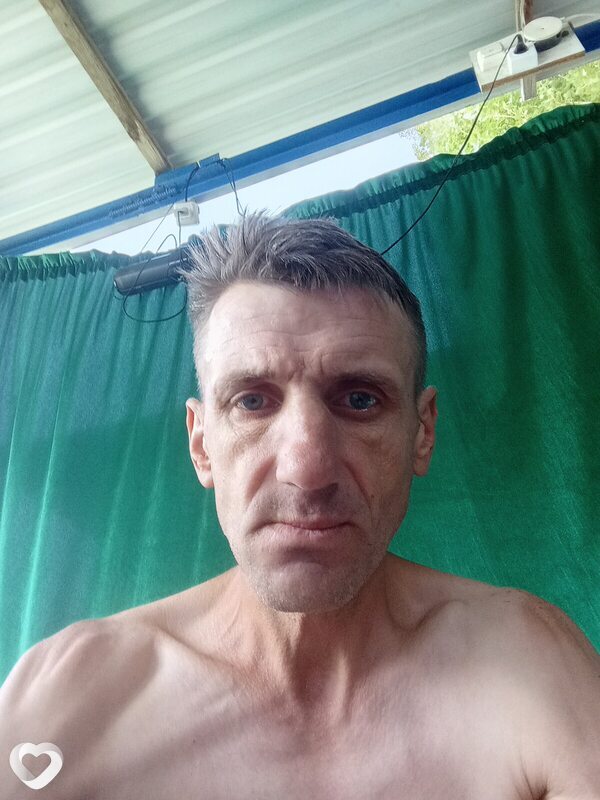 Владимир, Ангрен