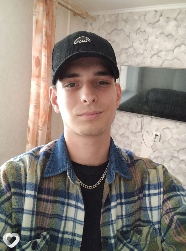 Глеб, 22, Санкт-Петербурге — анкета №2486430