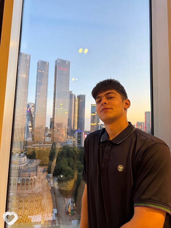 Натан, 23, Москве — анкета №2486434