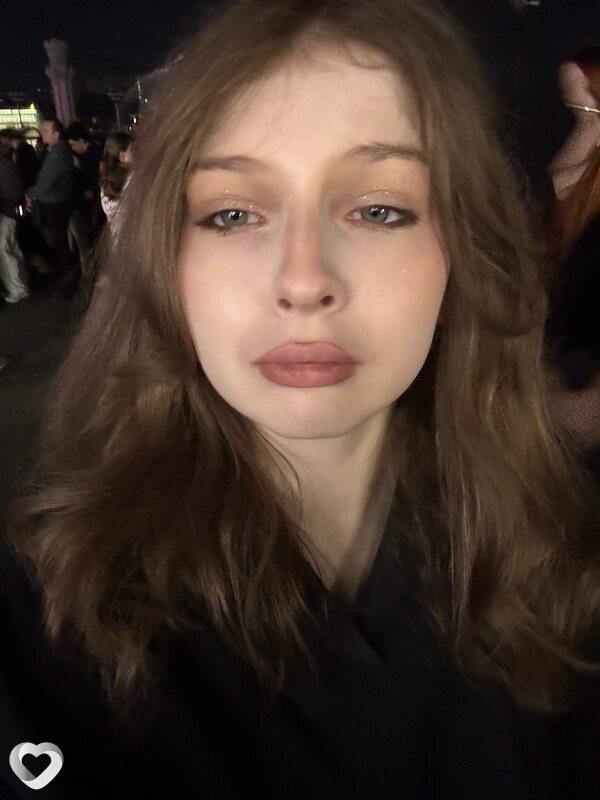 Лариса, 19, Москве — анкета №2486972