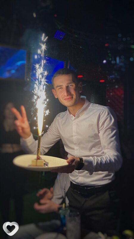 Гарик, 21, Адлер — анкета №2487886