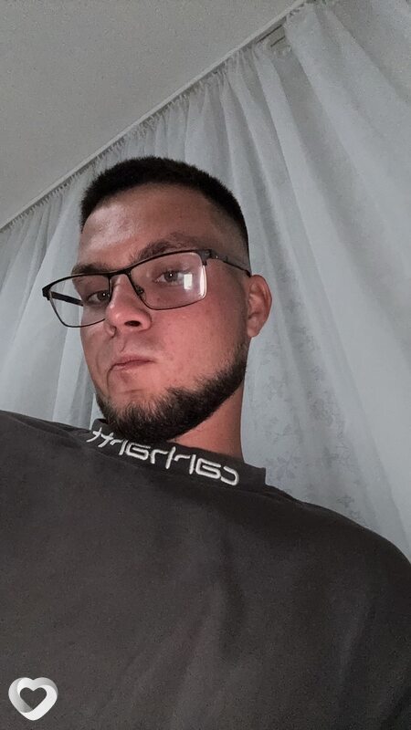 Даниил, 22, Жлобине — анкета №2487839