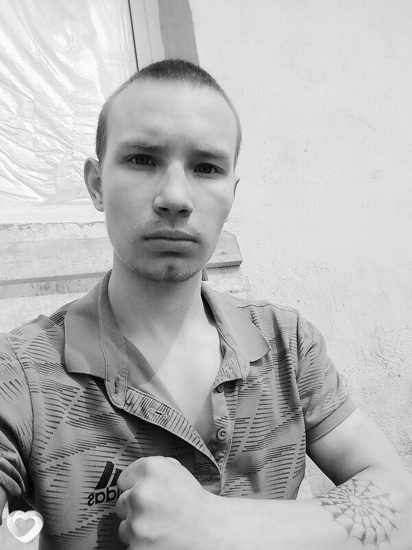 Илья, 19, Кургане — анкета №2488035