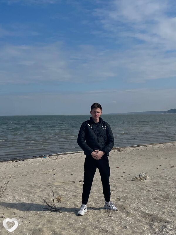 Андрей, 22, Азове — анкета №2487983