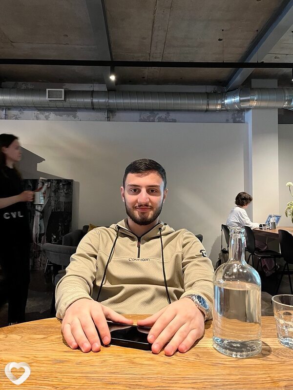 Альберт, 26, Краснодаре — анкета №2488601