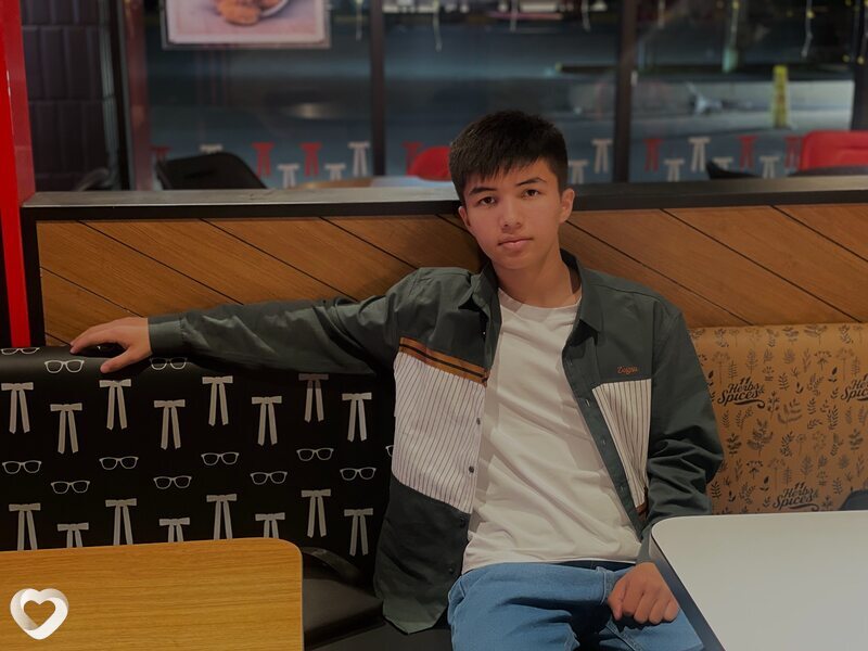 Билал, 19, Екатеринбурге — анкета №2488628