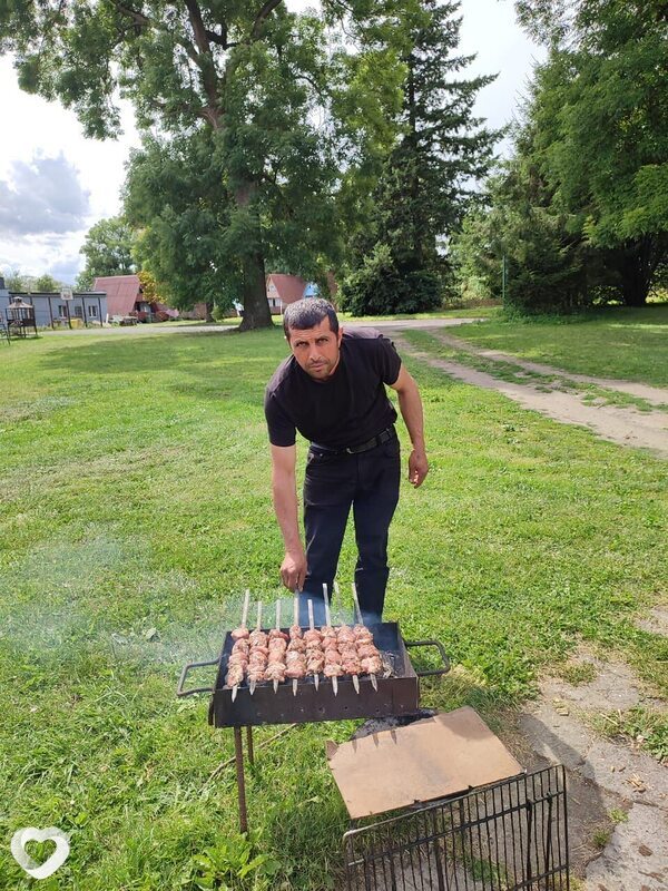 Zaur, Устка