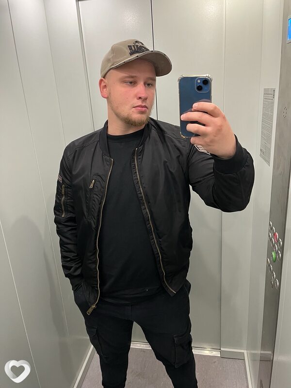 Александр, 26, Самаре — анкета №2489279