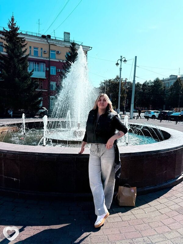 Алёночка, 23, Кемерове — анкета №2489284