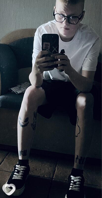 Саша, 21, Гродно — анкета №2490661