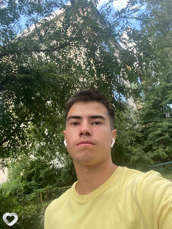 Артур, 24, Казани — анкета №2491209