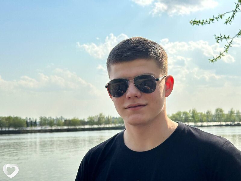 Андрей, 19, Москве — анкета №2492771