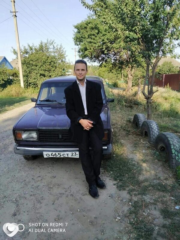 Олег, 30, Кропоткине — анкета №2493796