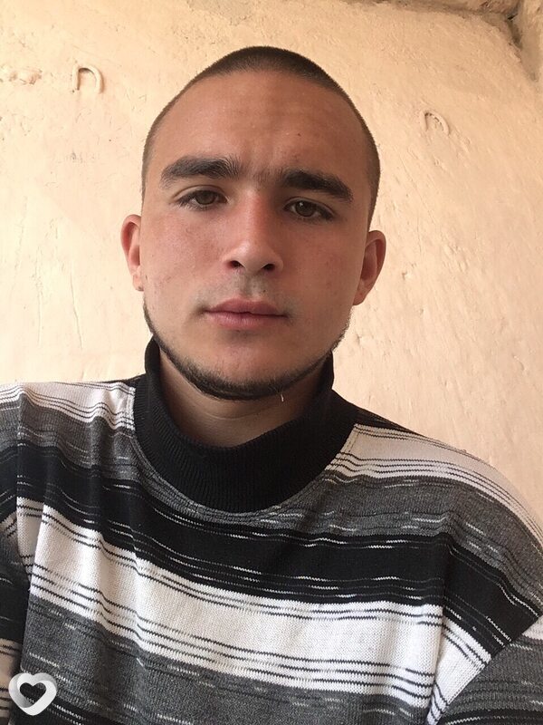 Саня, 19, Лабинске — анкета №2493743