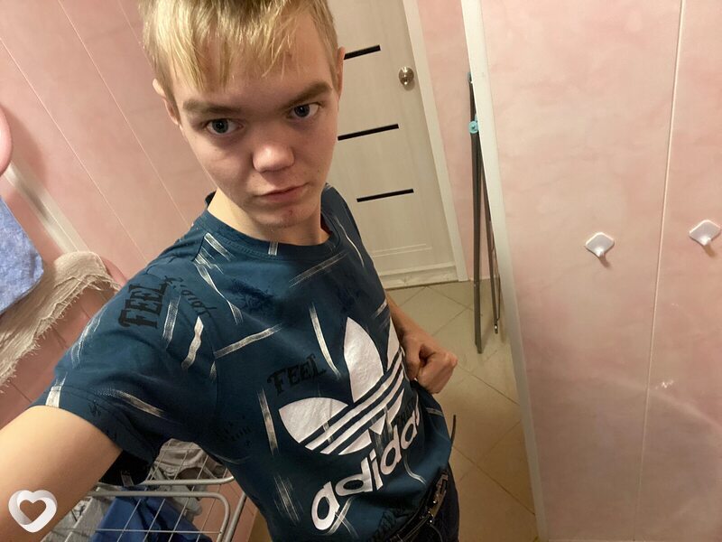 Эдуард, 22, Ульяновске — анкета №2493937