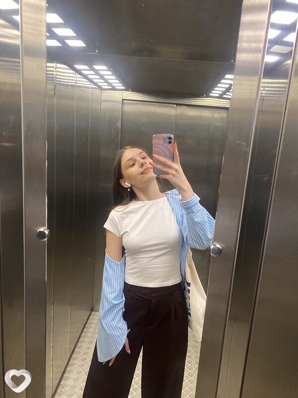 Виктория, 21, Москве — анкета №2494025
