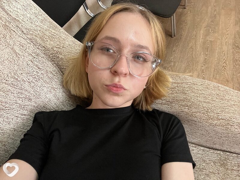 Ника, 20, Омске — анкета №2494345