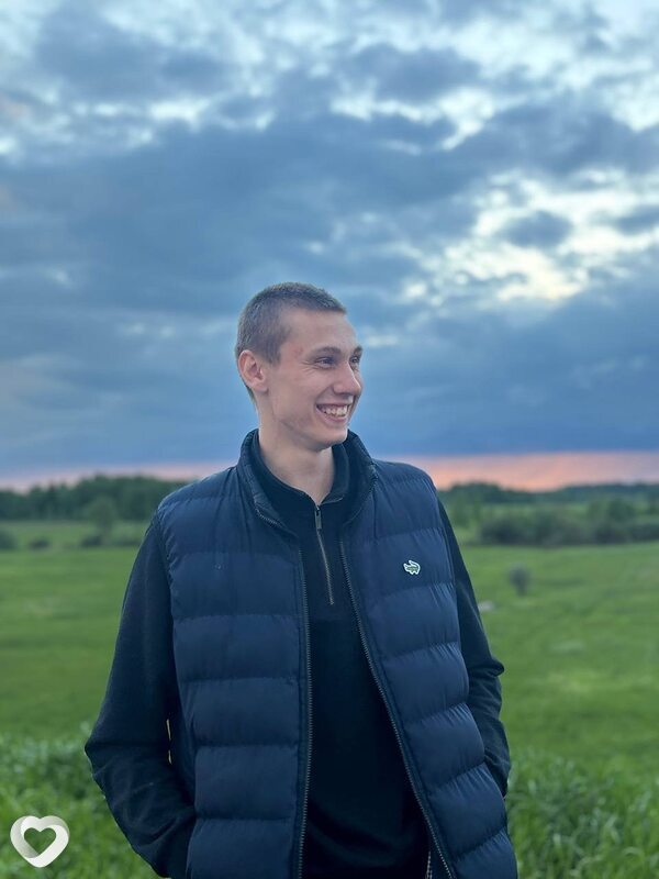 Евгений, 20, Новосибирске — анкета №2495528