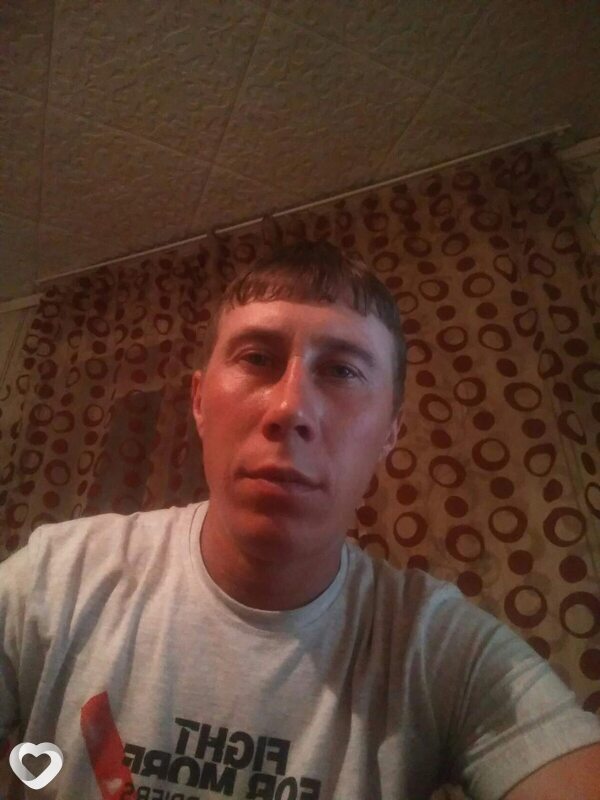 Павел, 35, Омске — анкета №2495147