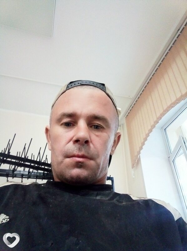 Толя, 42, Барнауле — анкета №2495082