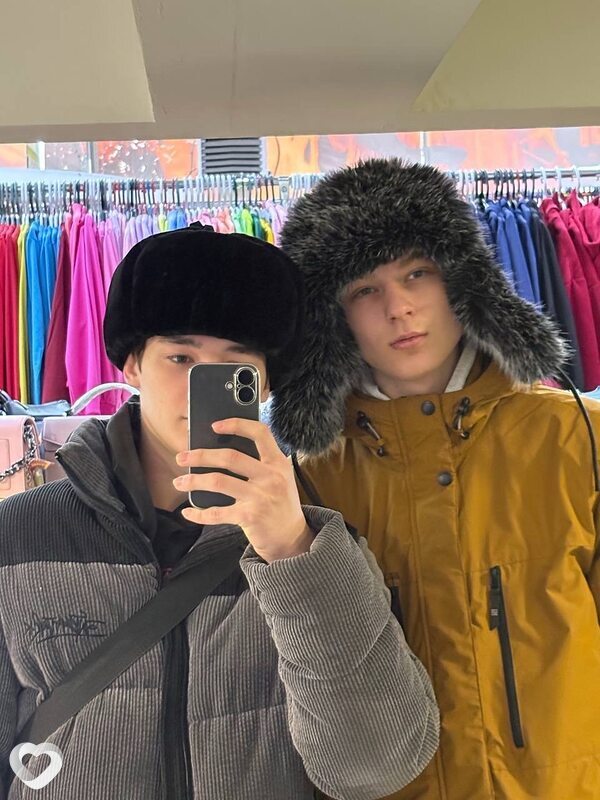 Игорь, 20, Бийске — анкета №2495478