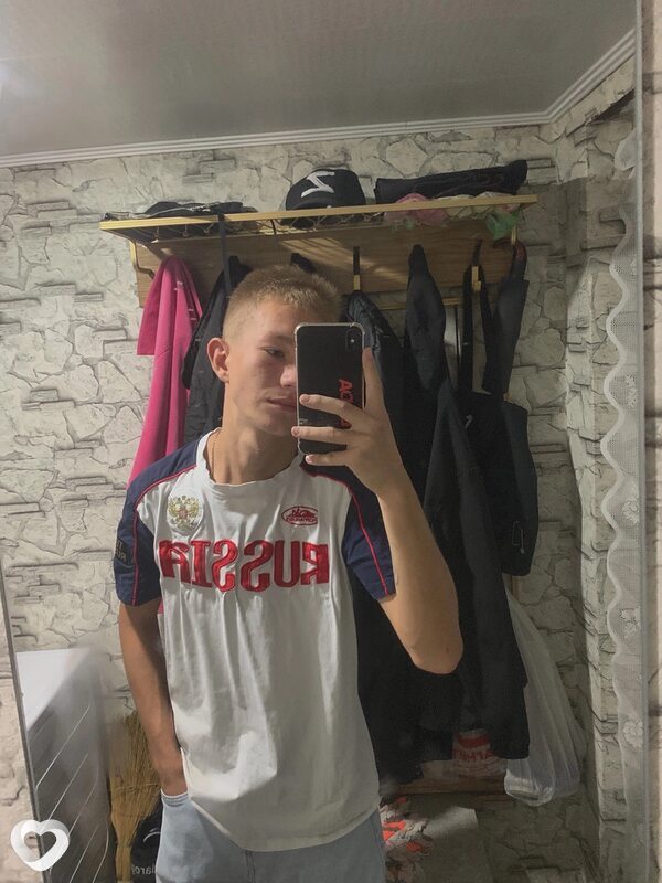 Алексей, 19, Ярославле — анкета №2495719