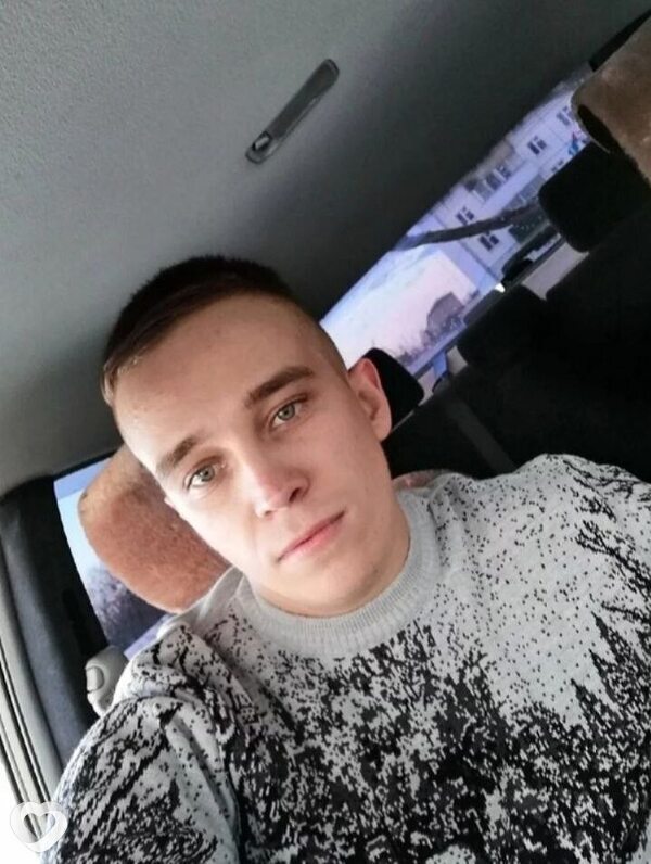 Виктор, 28, Белове — анкета №2496557