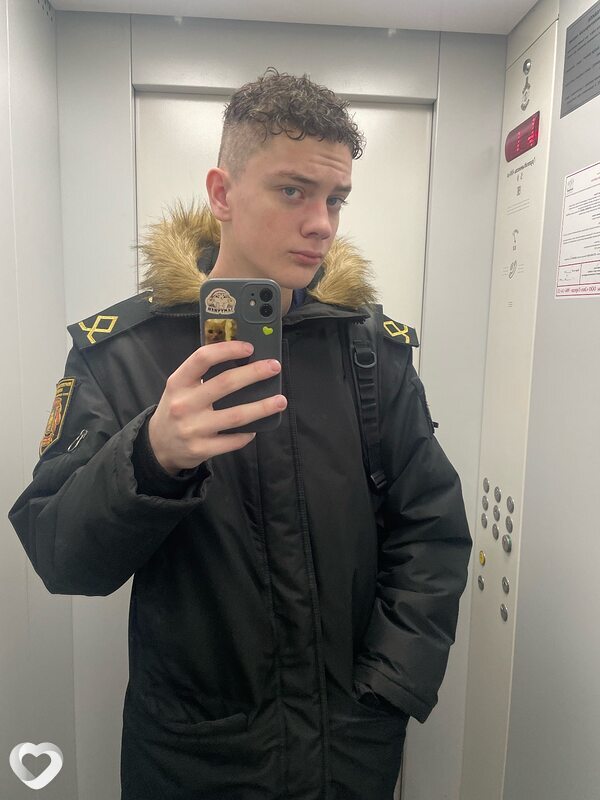 Андрей, 19, Москве — анкета №2496367