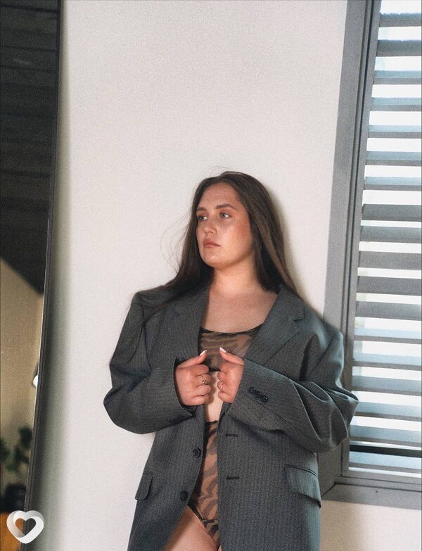 Диана, 20, Новосибирске — анкета №2496401