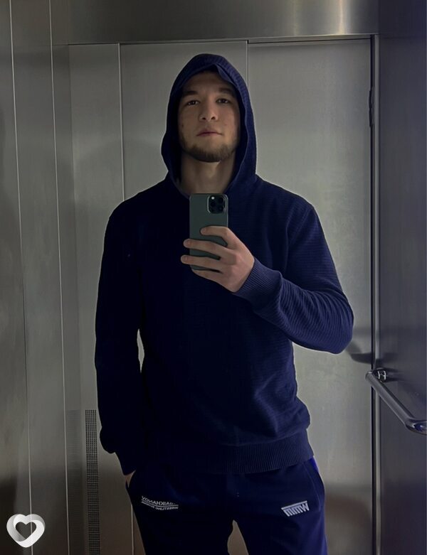 Красавчик, 26, Астрахани — анкета №2496493