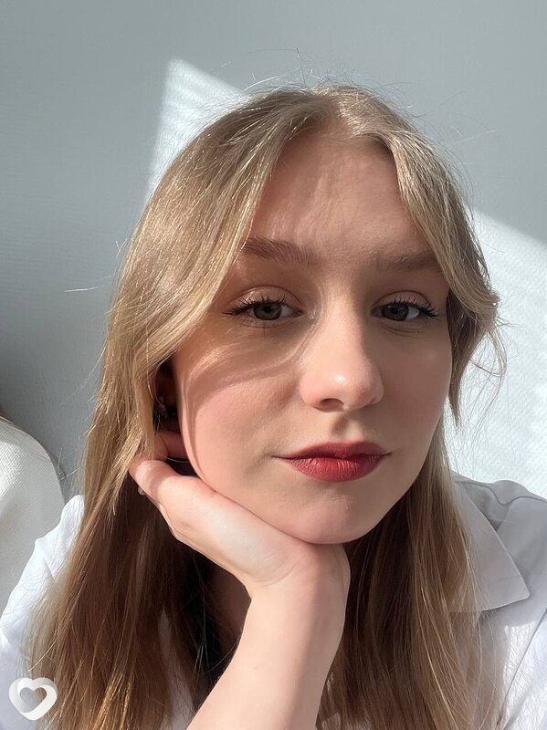 Екатерина, 19, Новосибирске — анкета №2496162
