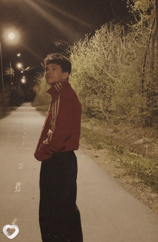 Максим, 22, Артеме — анкета №2496810