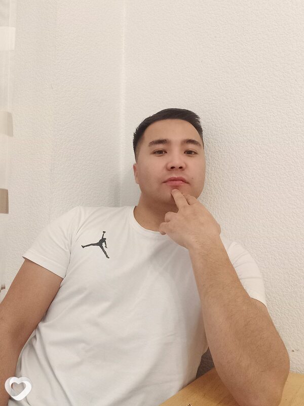 Емир, 25, Екатеринбурге — анкета №2497848
