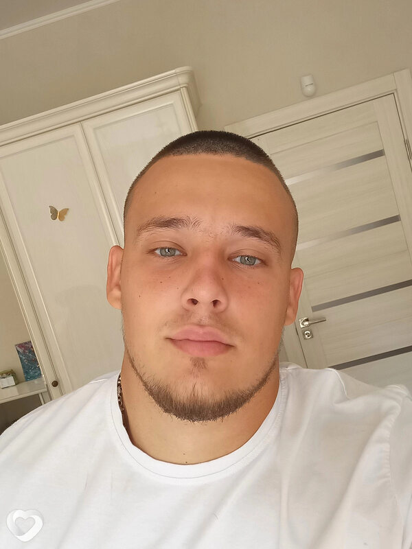 Алексей, 24, Красноярске — анкета №2498026