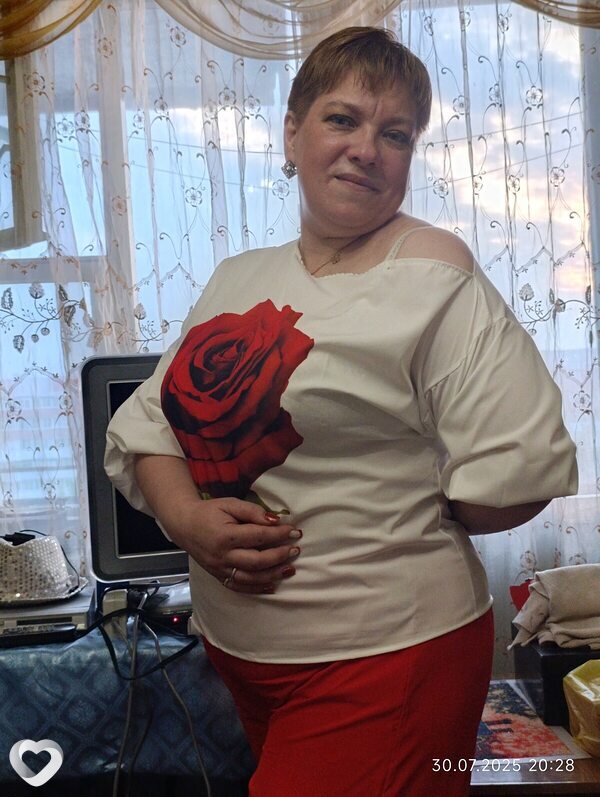 Людмила, 46, Витебске — анкета №2498364