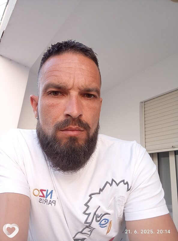 Milan, 38, Великих Луках — анкета №2499510