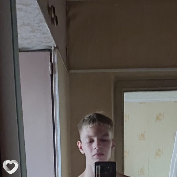 Дима, 19, Красноярске — анкета №2500161